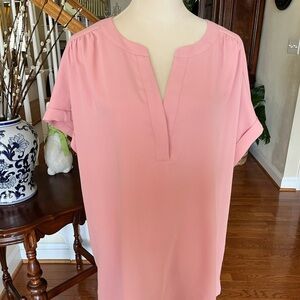 J. Jill Wearever Top in pale pink, v-neck cool material